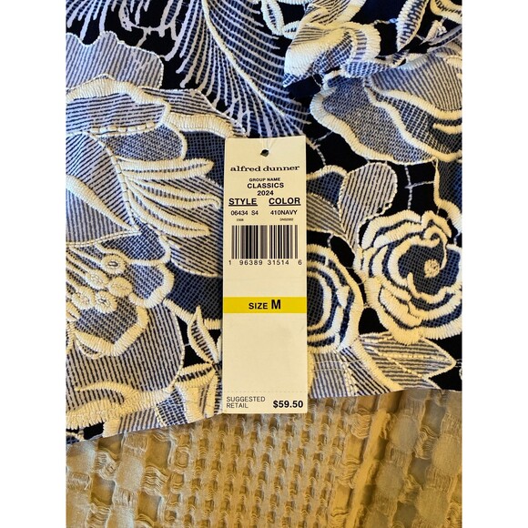 Alfred Dunner Blouse NEW Top Blue & White Pattern size Medium 3/4 Sleeve Dressy - Picture 12 of 12
